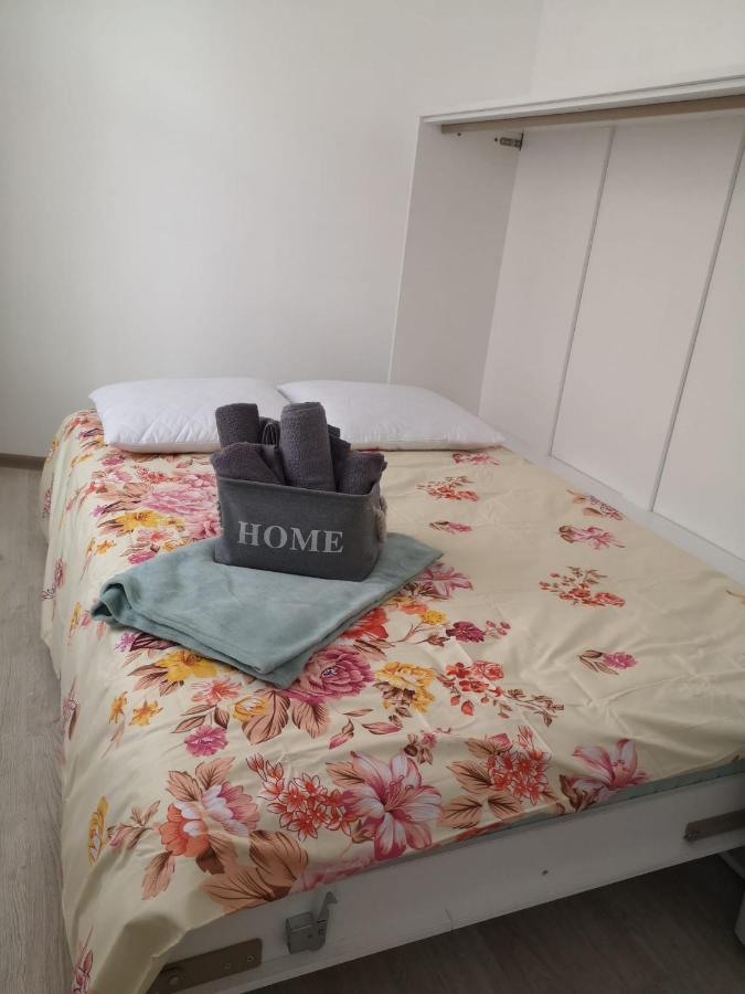 Latgales Park Apartment รีกา ภายนอก รูปภาพ